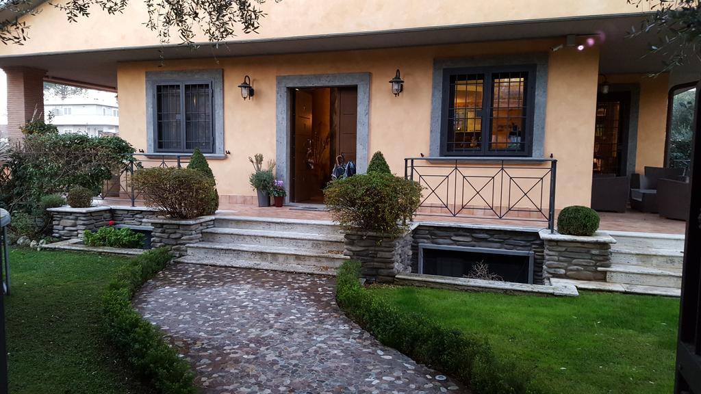 Aurelia Garden Gold B&B Rome Exterior photo